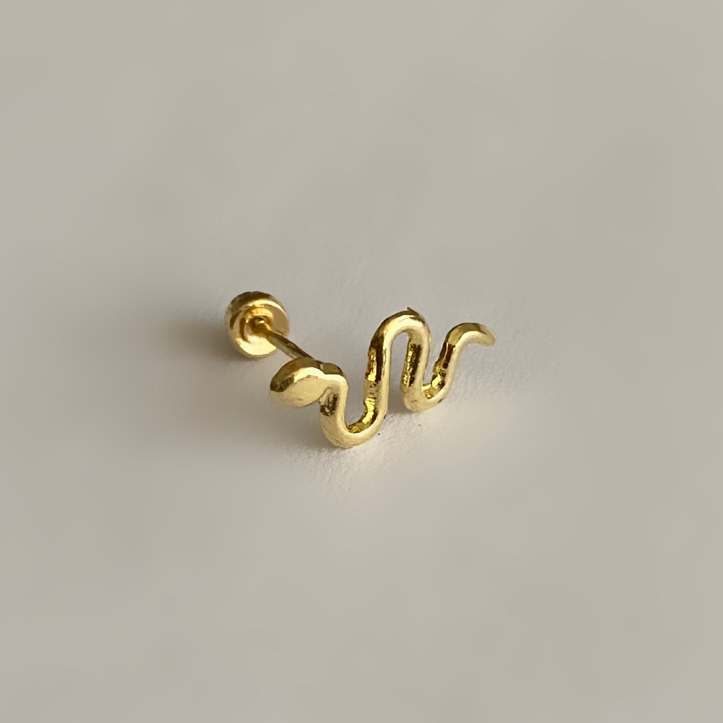 Piercing Serpiente lisa Oro 10k