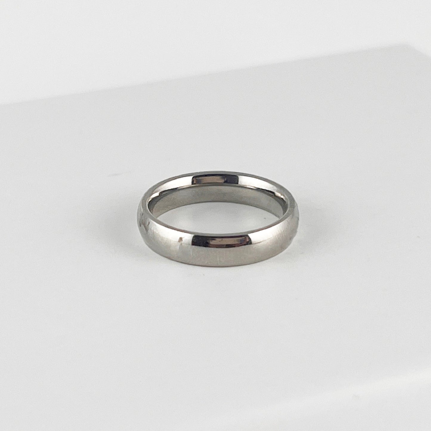 Anillo acero inoxidable argolla confort 4 mm ¡Elíge la talla!